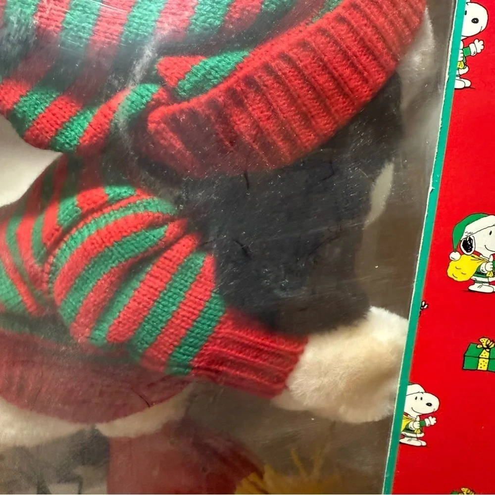 Vintage Snoopy Woodstock Peanuts Christmas 1997 Santa's Best Holiday Animation